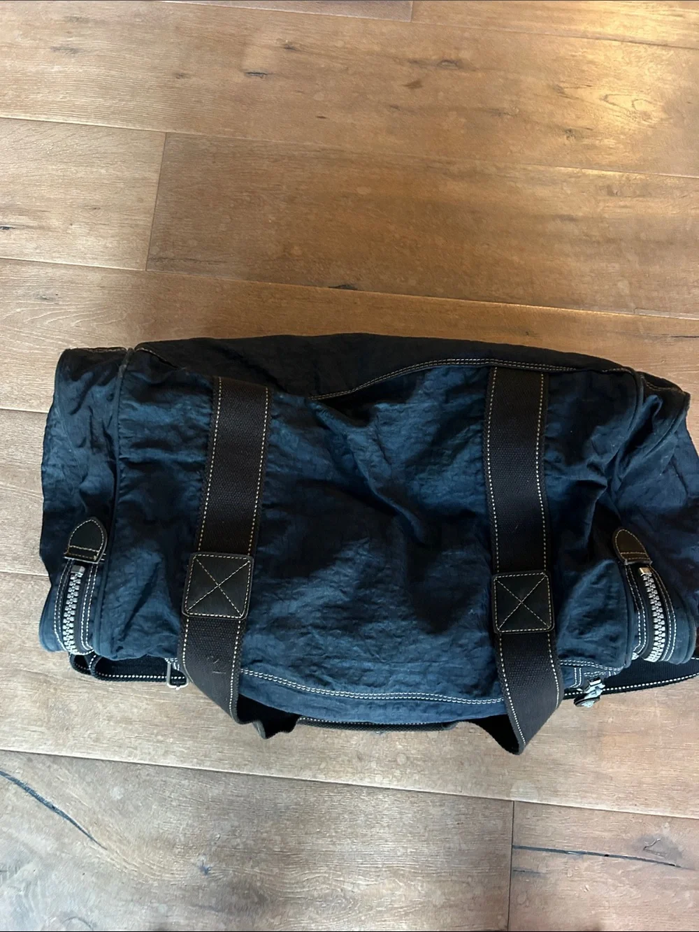 Black Men's Canvas Duffel Bag with Shoulder Strap